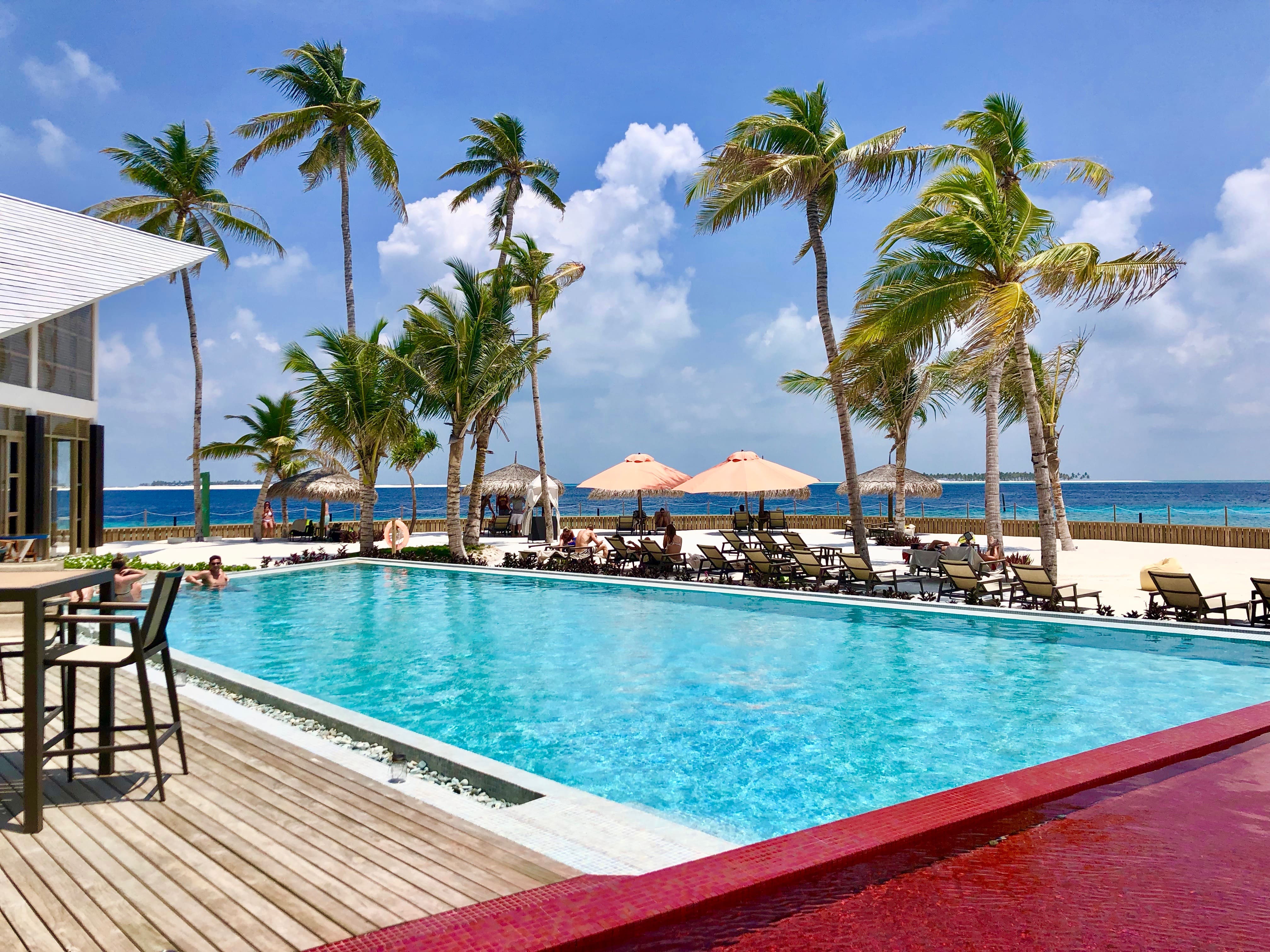 アダルトオンリープール