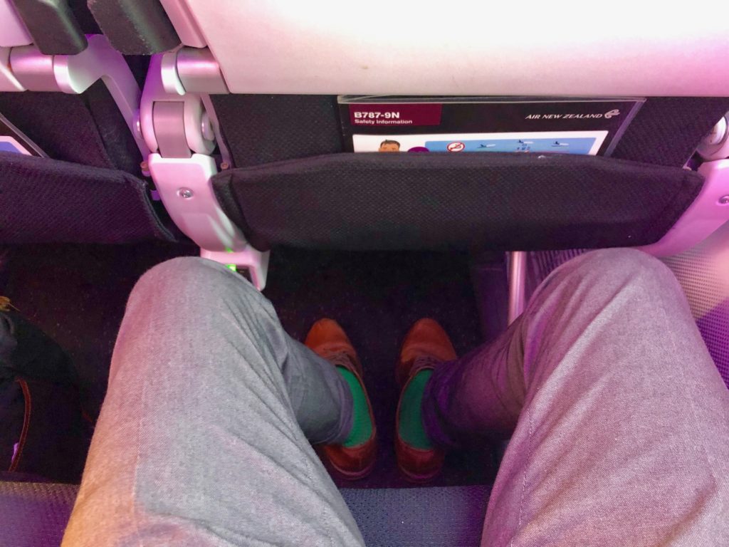 ニュージーランド航空　足元