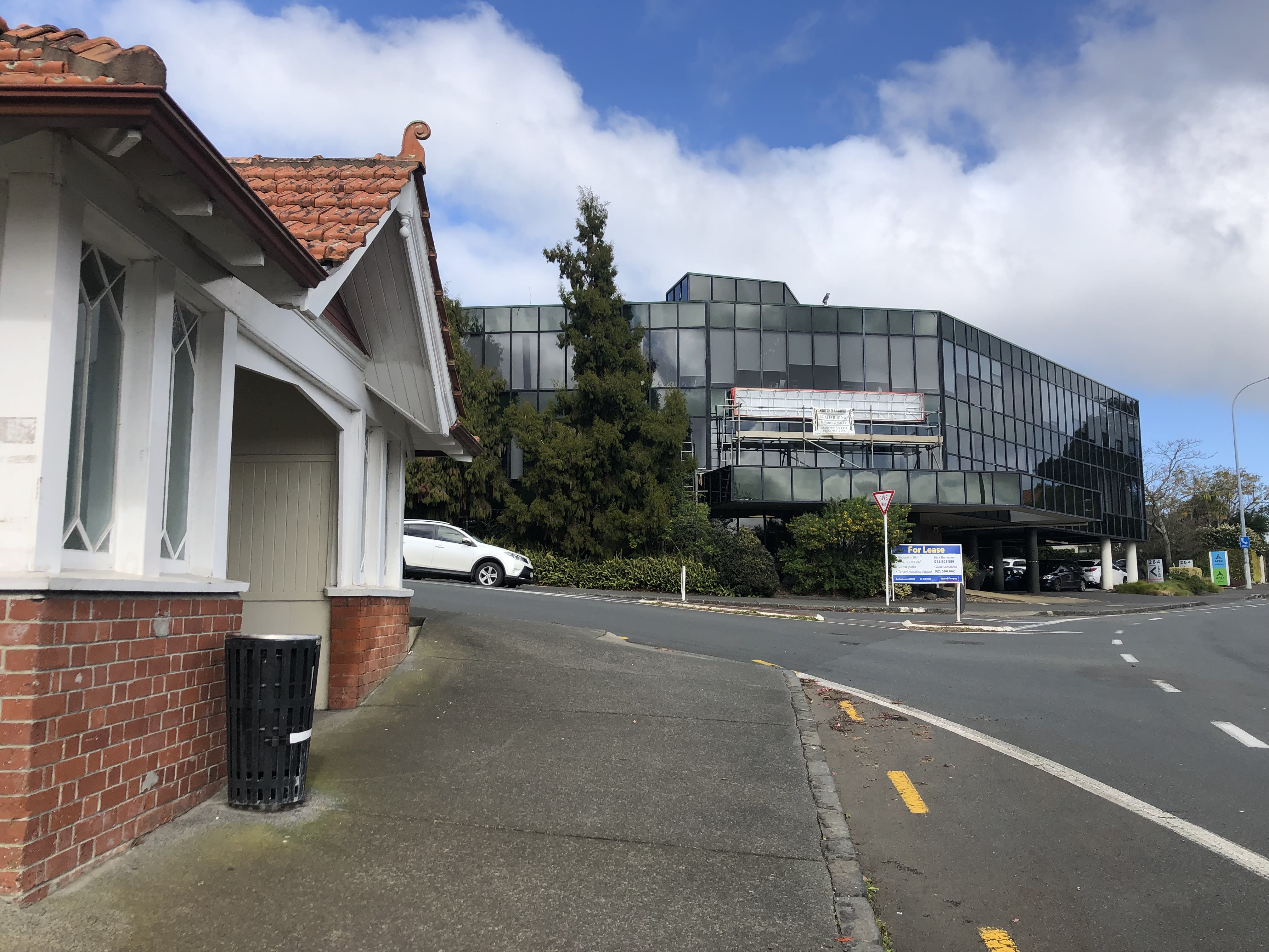 マウントイーデン　バス降り場