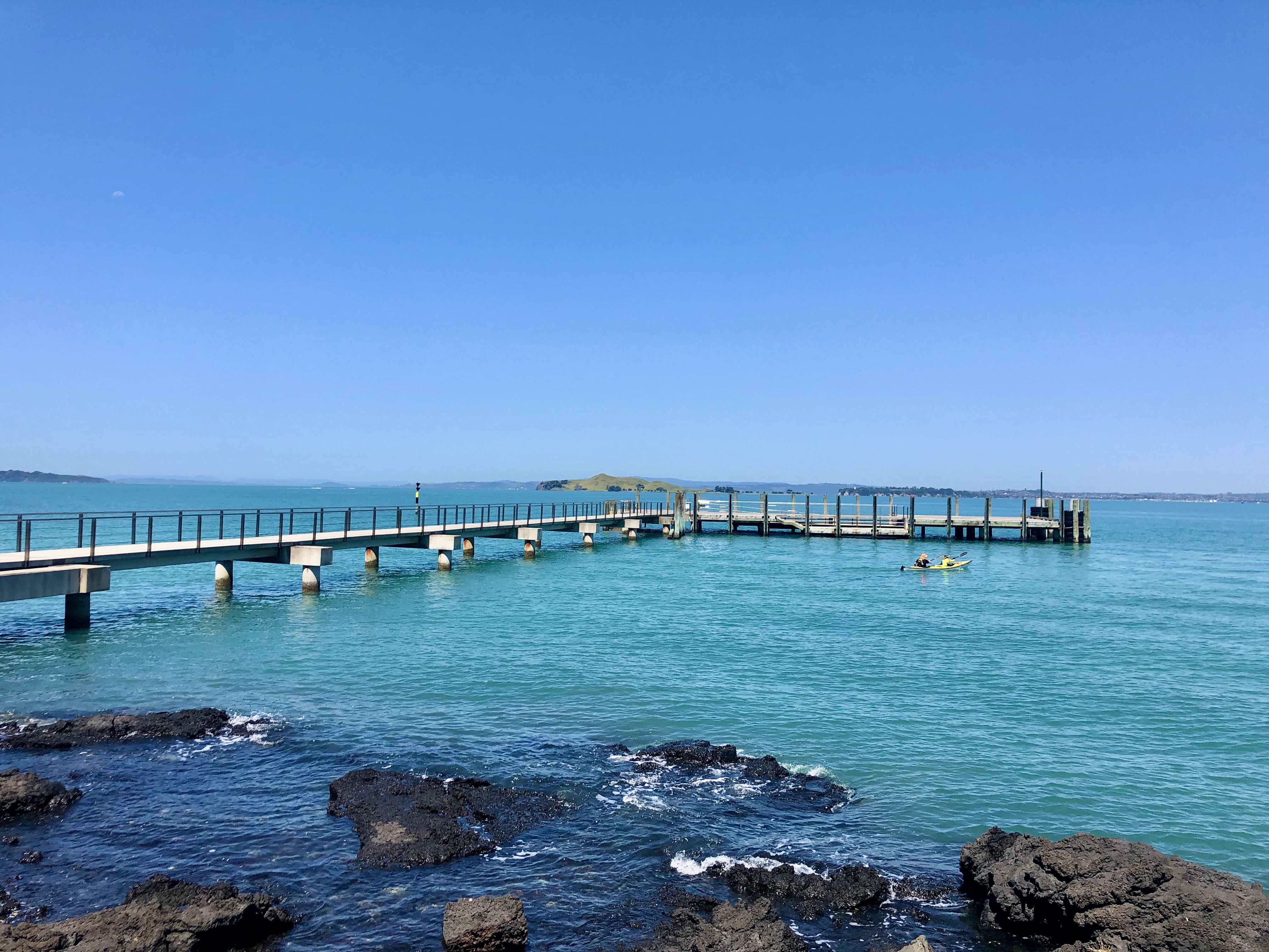 ランギトト島 港