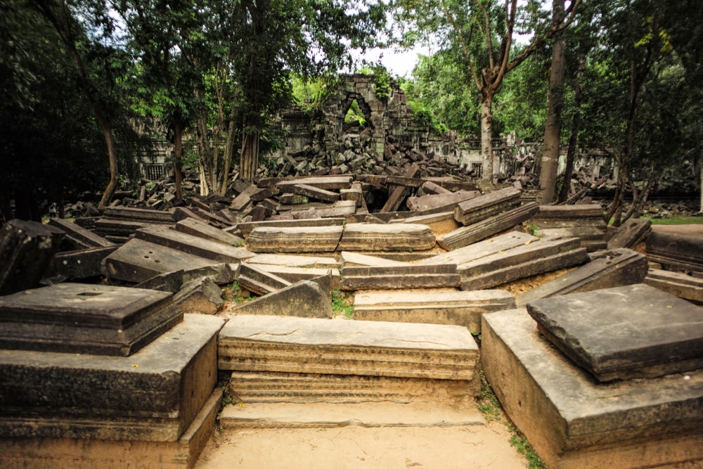 カンボジア　ベンメリア