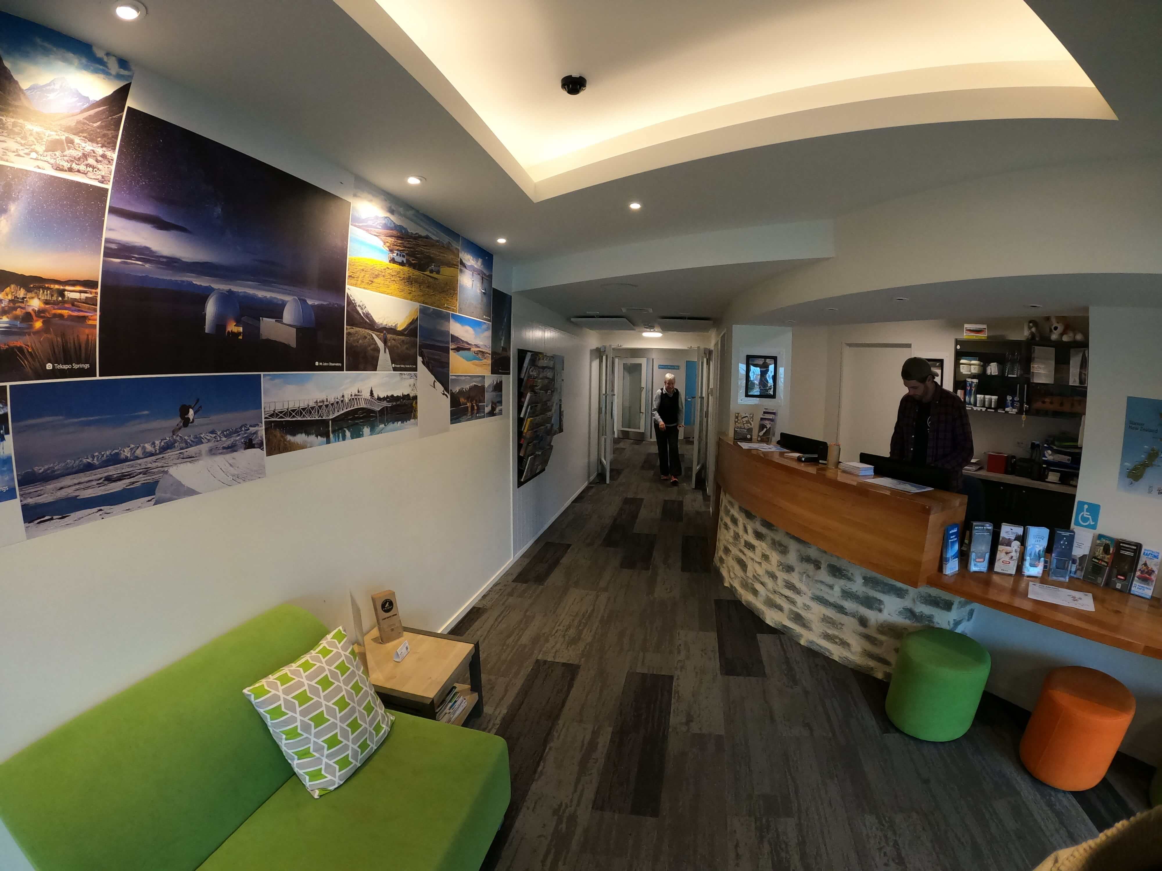 YHA Lake Tekapo フロント